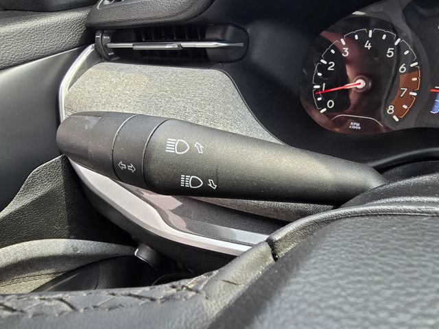 Used 2023 Jeep Compass Latitude AWD/4WD image 18
