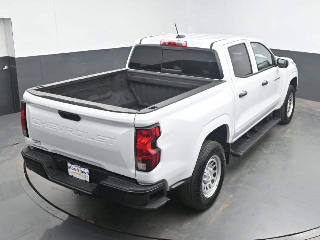 Used 2025 Chevrolet Colorado W/T RWD image 37