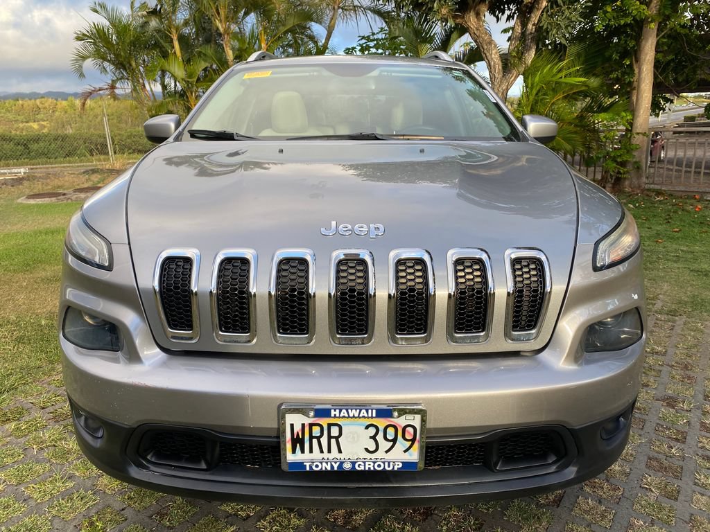 Used 2016 Jeep Cherokee Latitude FWD image 20