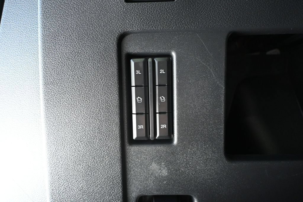 Used 2022 Ford Expedition Max Limited w/ Equipment Group 303A AWD/4WD image 46
