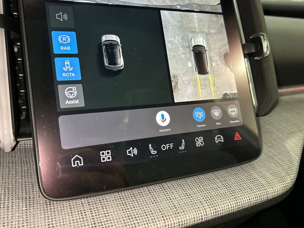 New 2026 Volvo EX30 Ultra w/ Climate Package image 16