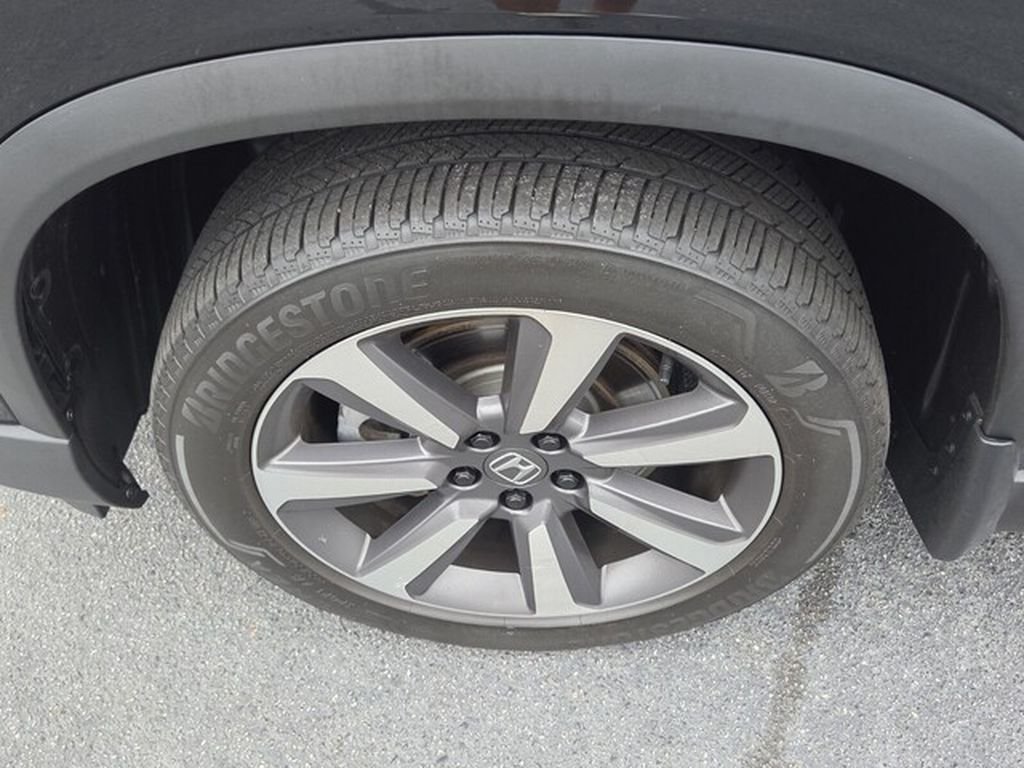 Used 2025 Honda Pilot Elite image 22