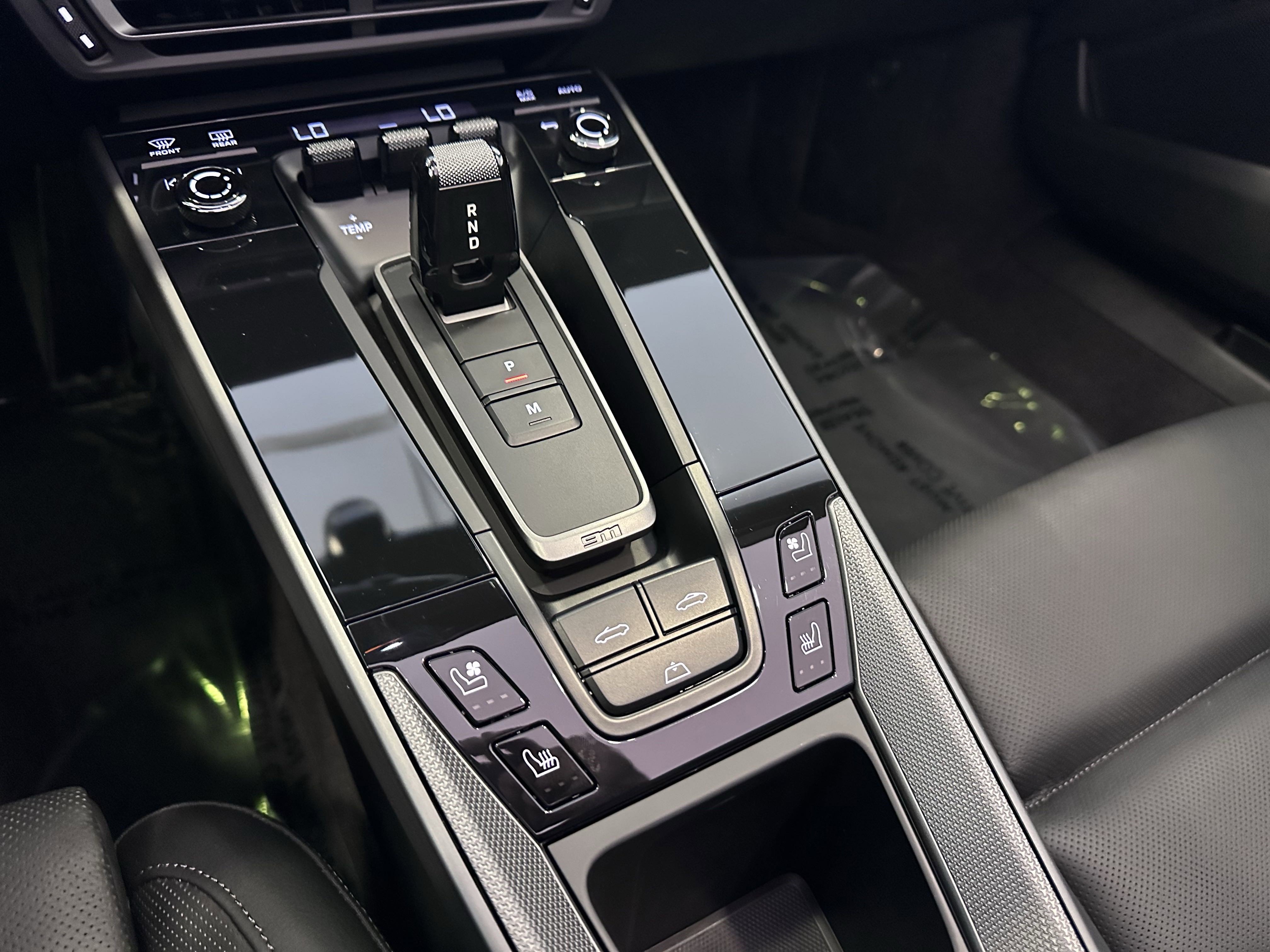 Used 2023 Porsche 911 Carrera image 20