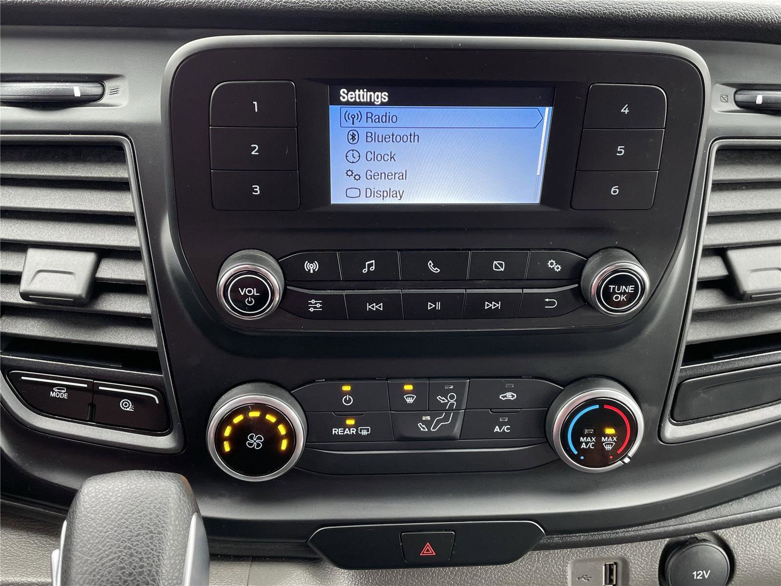 Used 2024 Ford Transit 250 Low Roof w/ Exterior Upgrade Package RWD image 30