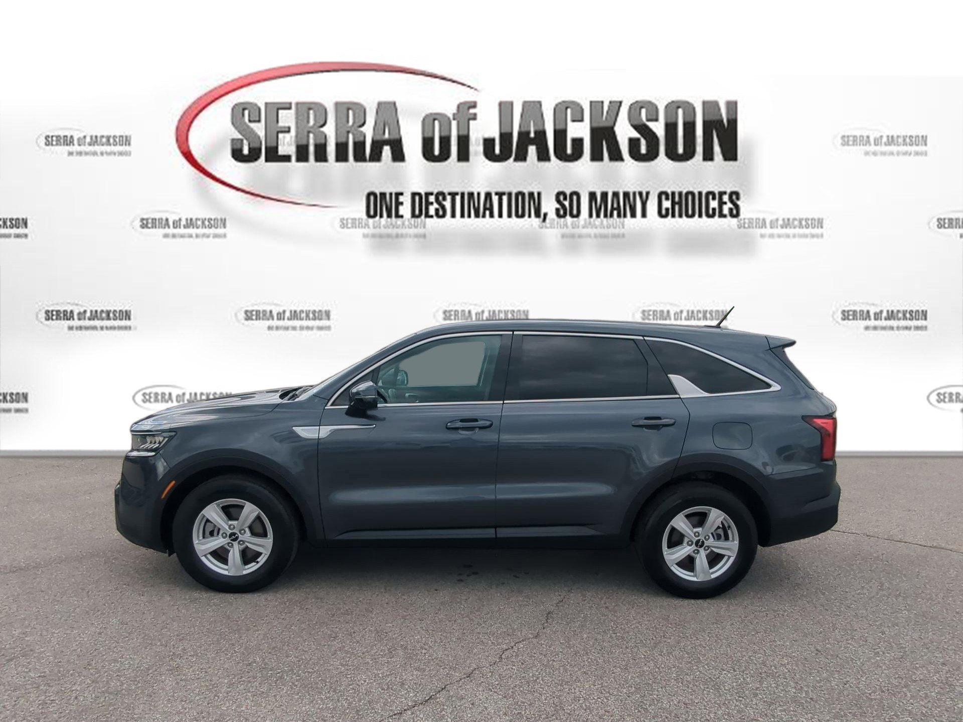 Used 2022 Kia Sorento LX image 5
