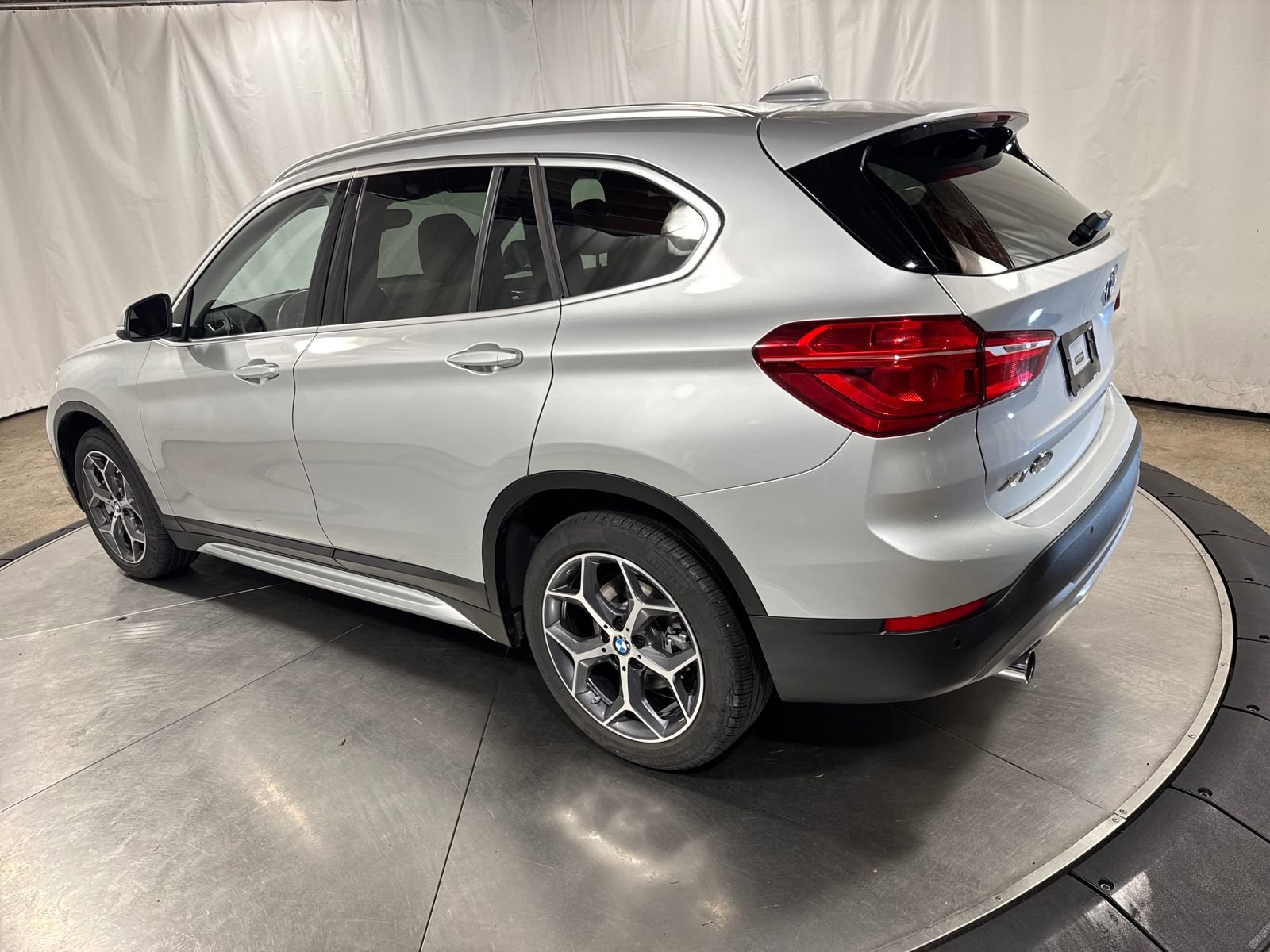 Used 2018 BMW X1 xDrive28i w/ Convenience Package image 7