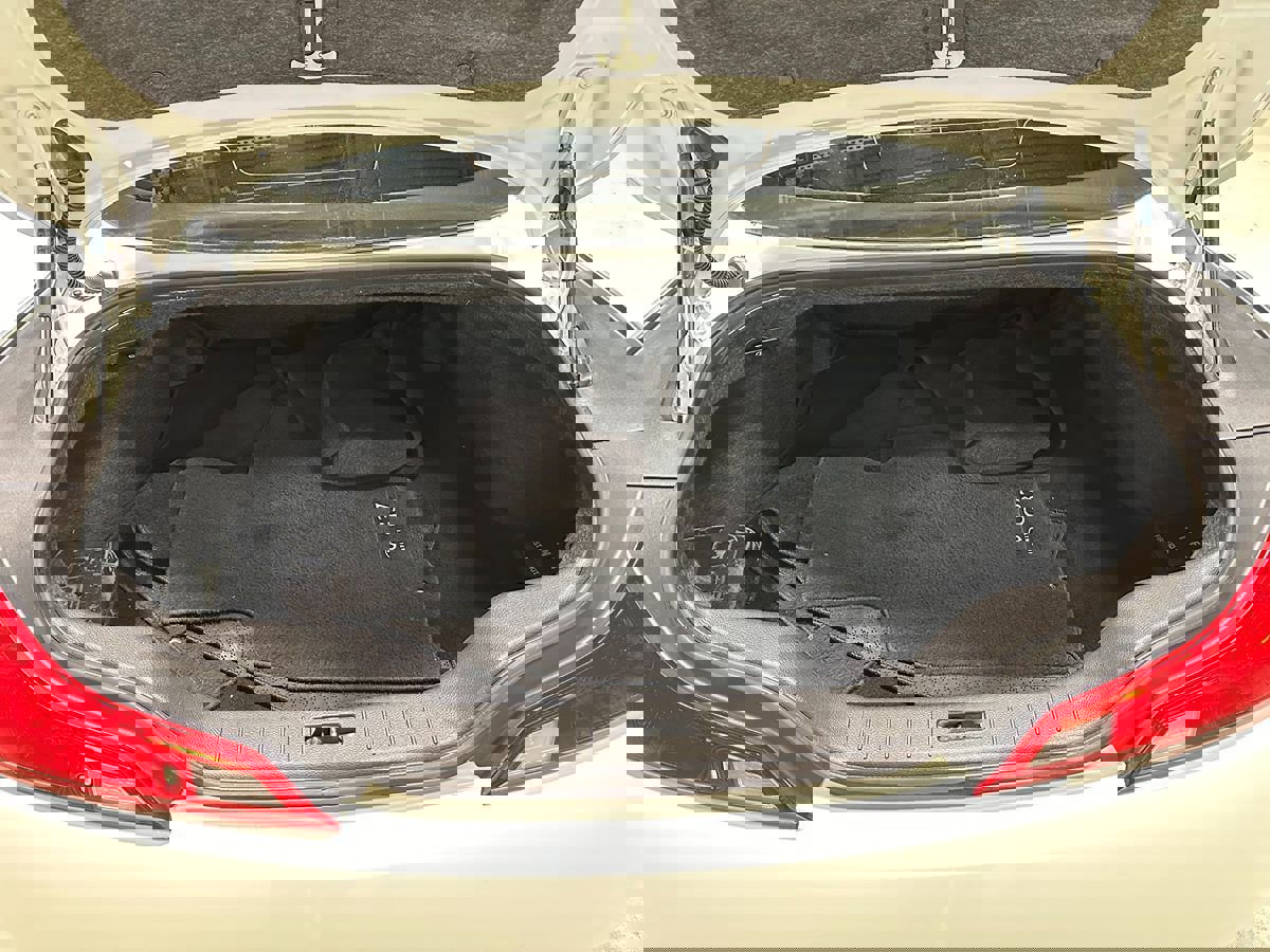 Used 2011 INFINITI G37 Sport image 7