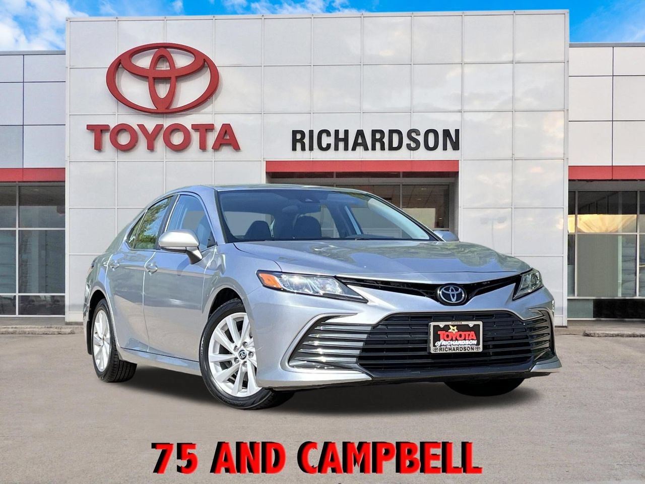 Used 2021 Toyota Camry LE FWD image 1