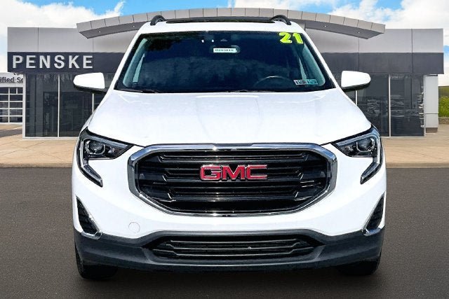 Certified 2021 GMC Terrain SLE w/ Driver Convenience Package AWD/4WD image 3