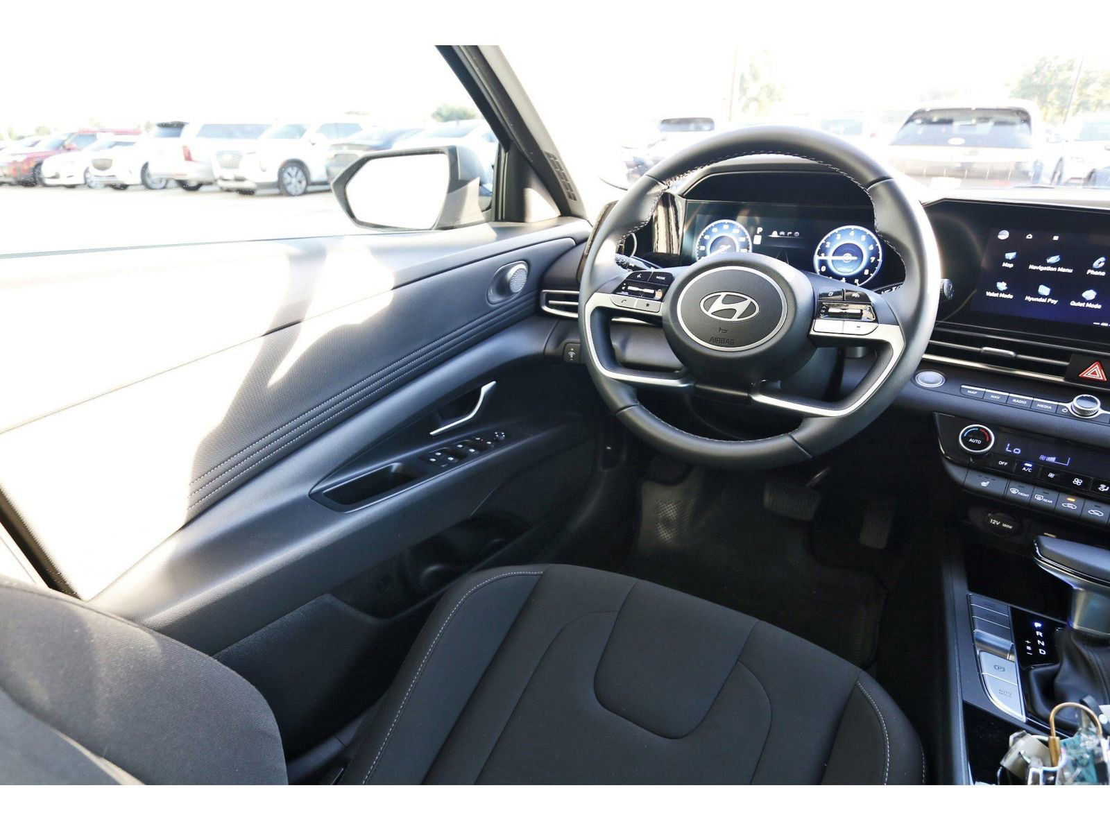 Certified 2025 Hyundai Elantra SEL image 10