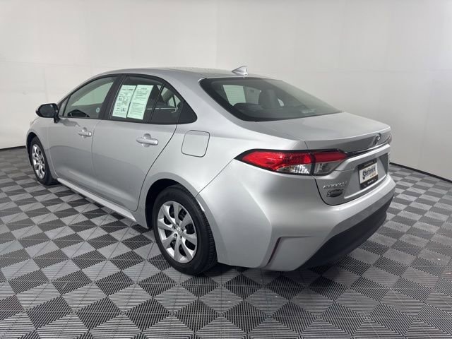 Used 2024 Toyota Corolla LE image 5