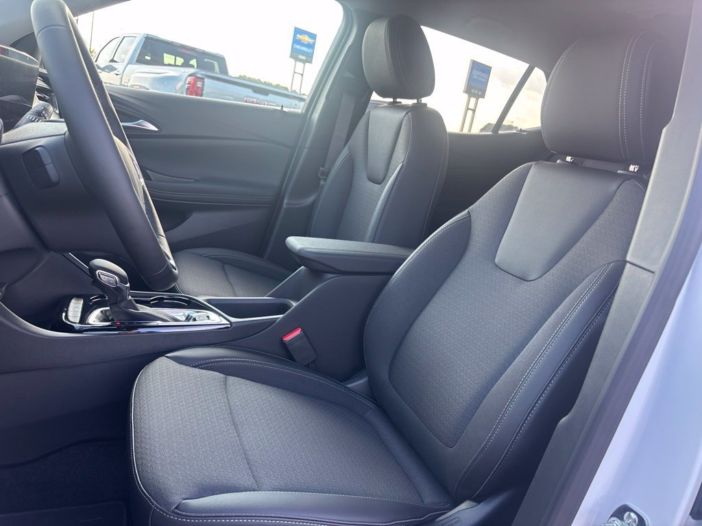 New 2026 Buick Encore GX Preferred w/ Comfort Package FWD image 10