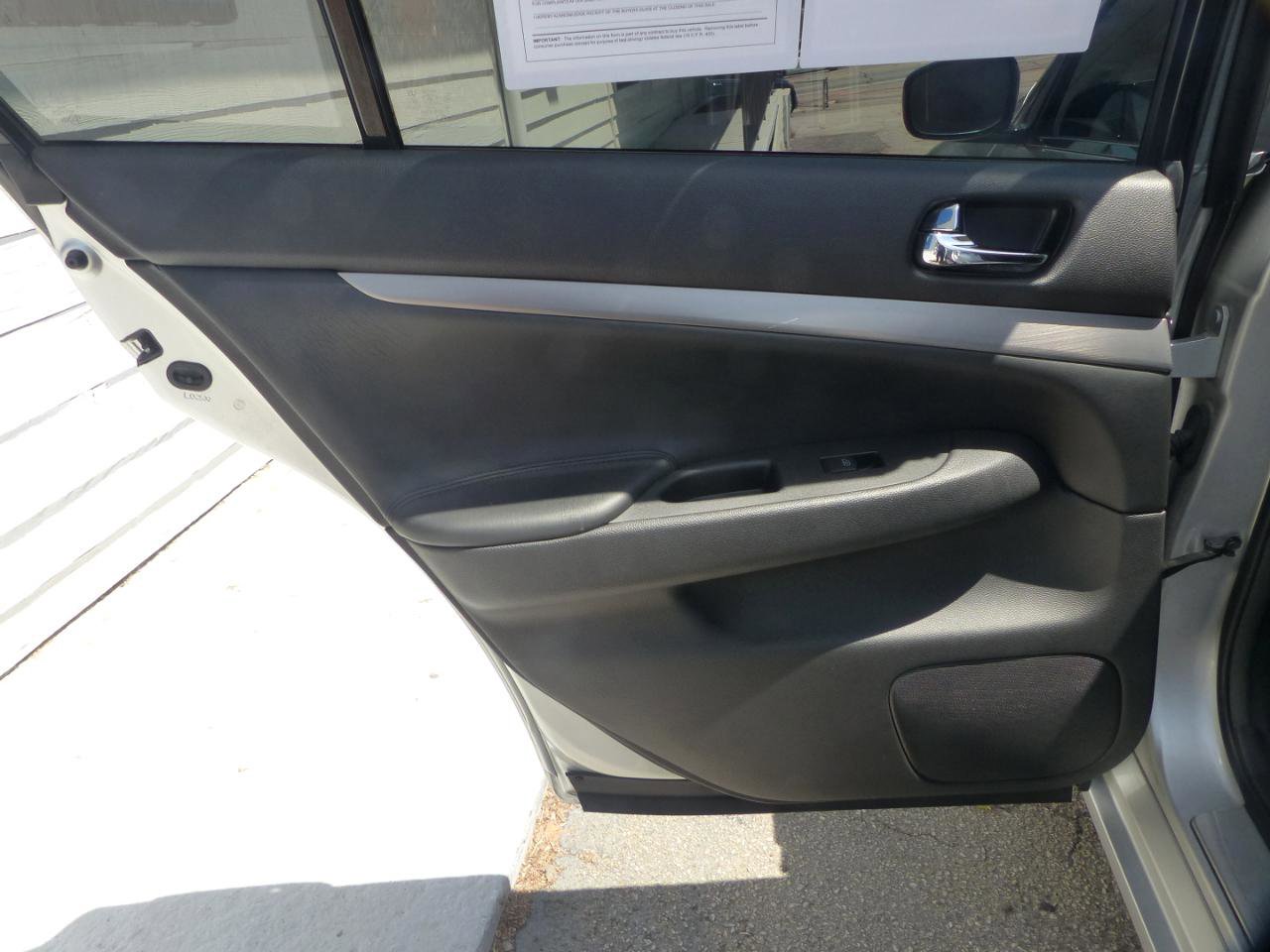 Used 2012 INFINITI G37 Journey w/ Premium Pkg image 10