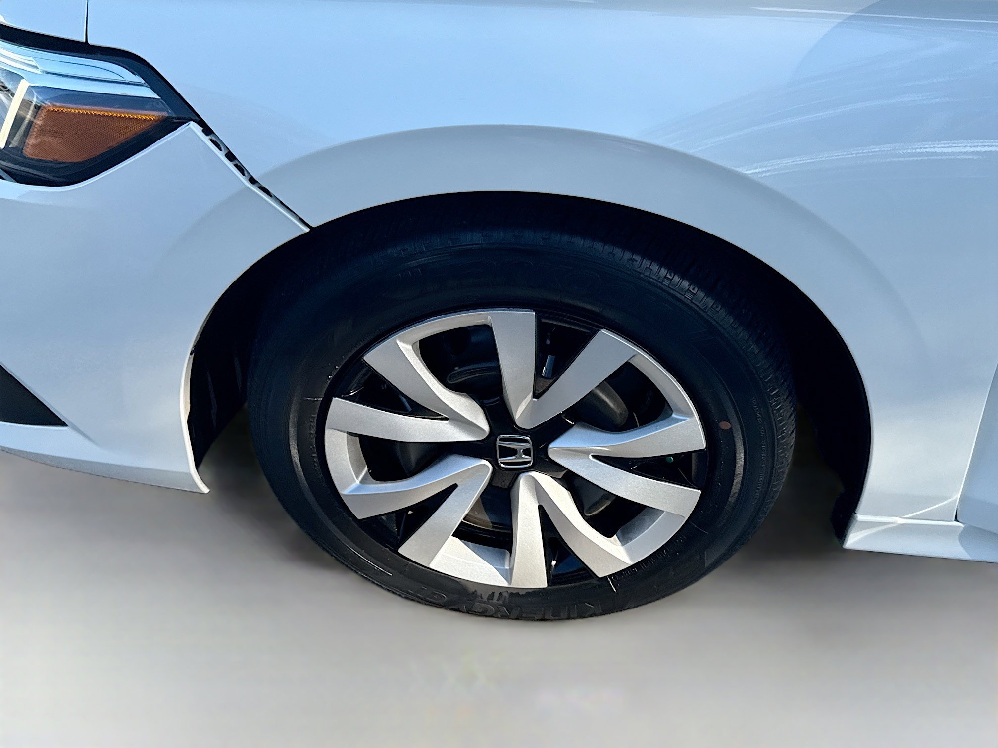 Used 2024 Honda Civic LX image 30