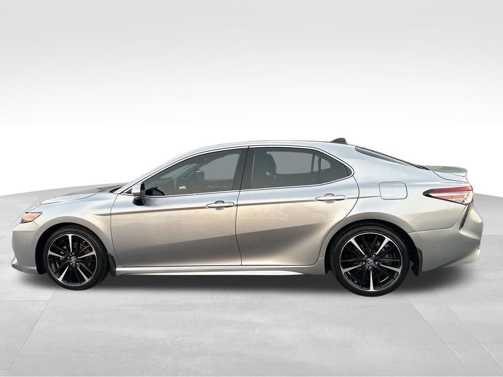 Used 2019 Toyota Camry XSE image 13