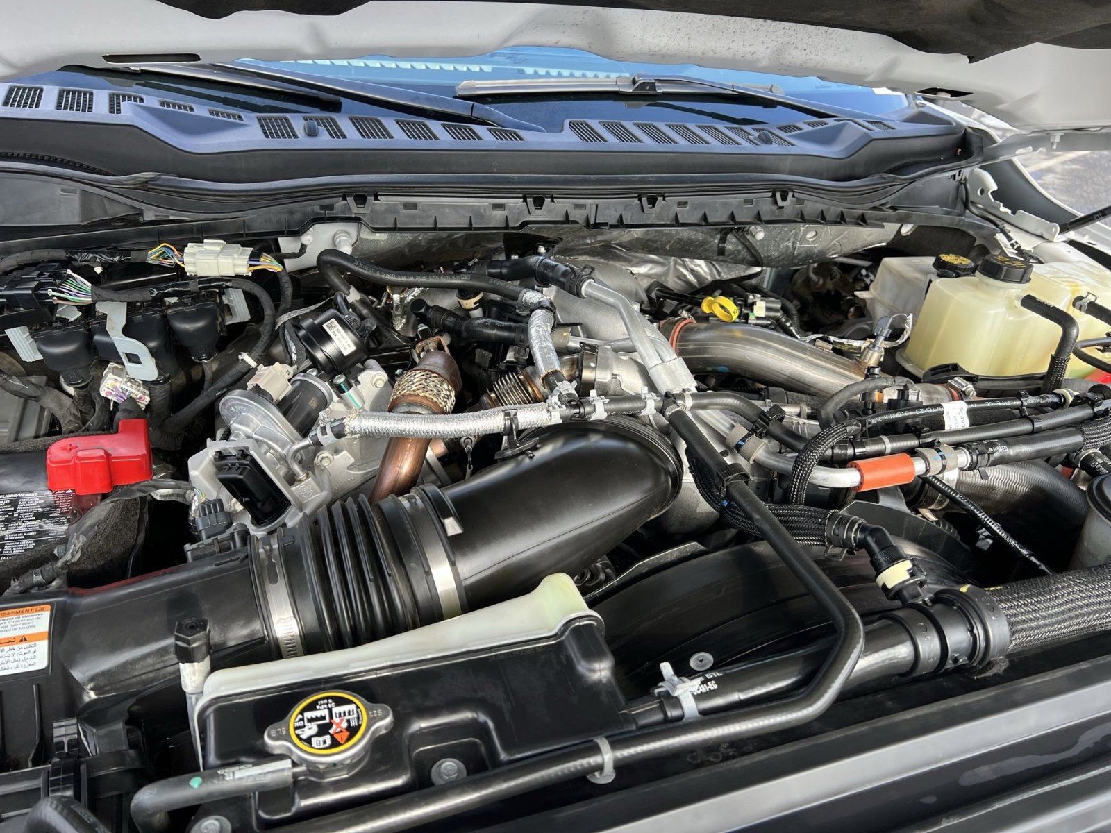 Used 2024 Ford F450 Limited image 28