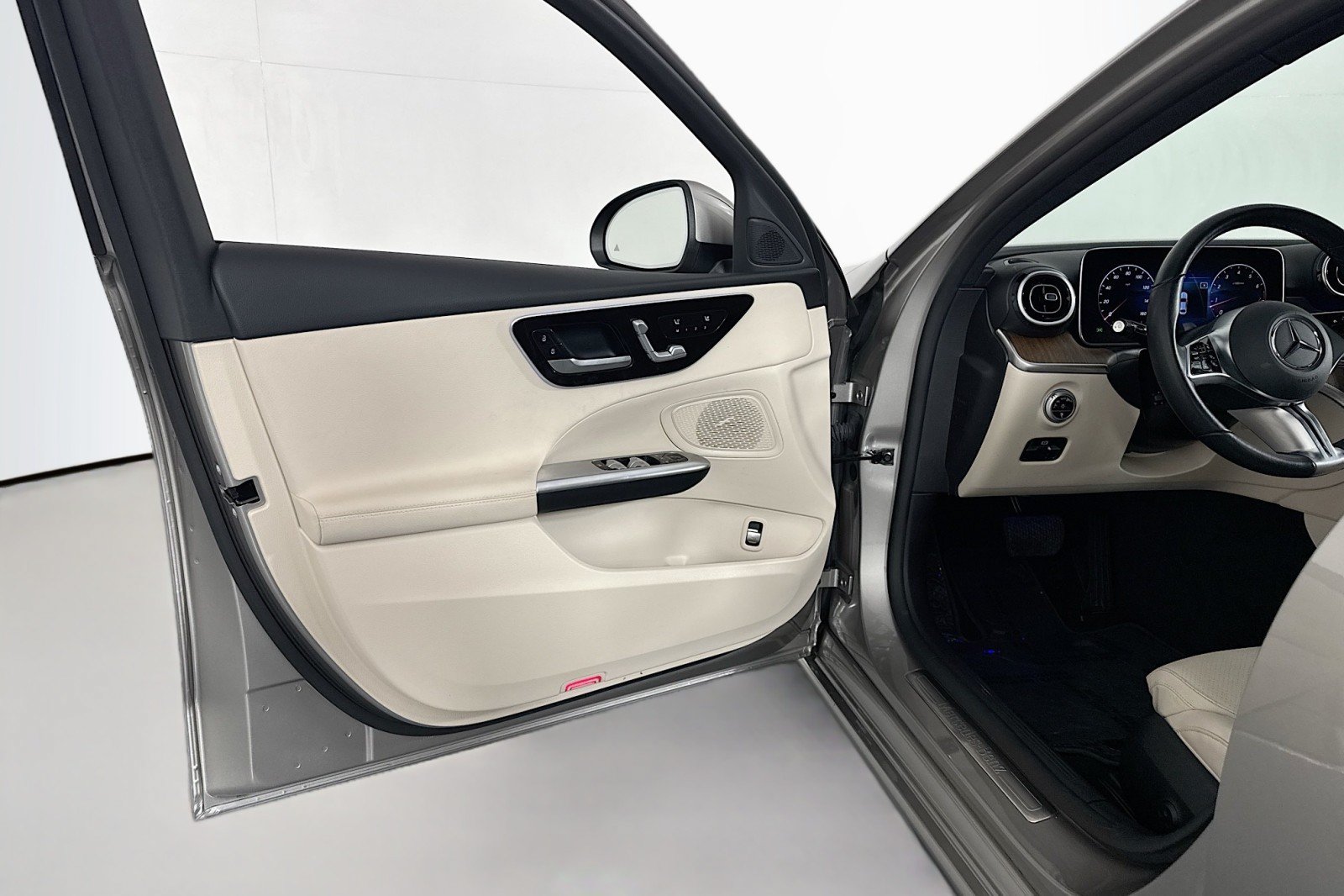 Certified 2022 Mercedes-Benz C 300 Sedan image 22