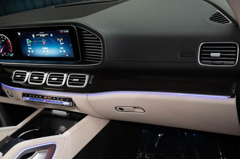 Certified 2026 Mercedes-Benz GLS 450 4MATIC image 17