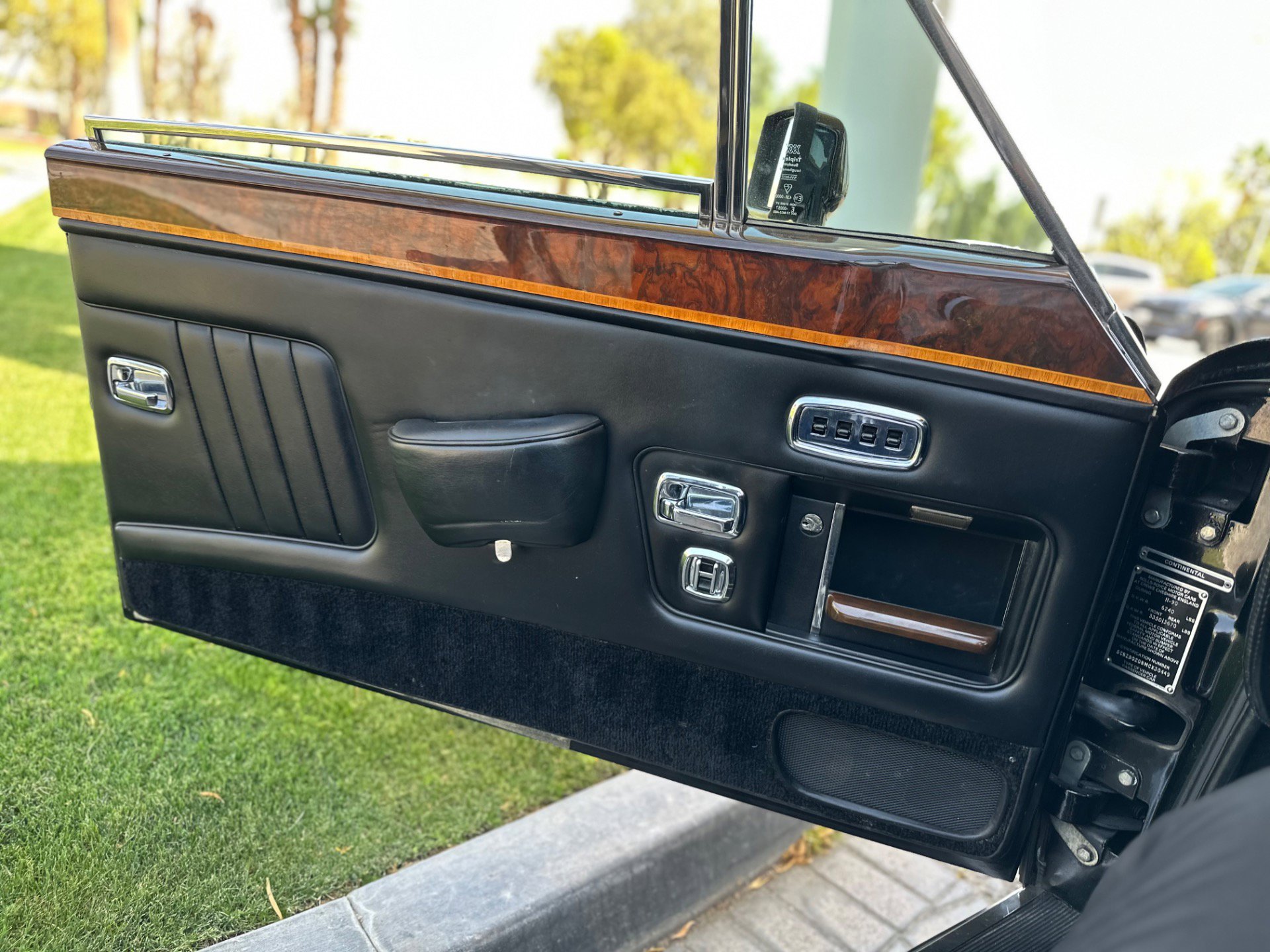 Used 1991 Bentley Continental RWD image 35