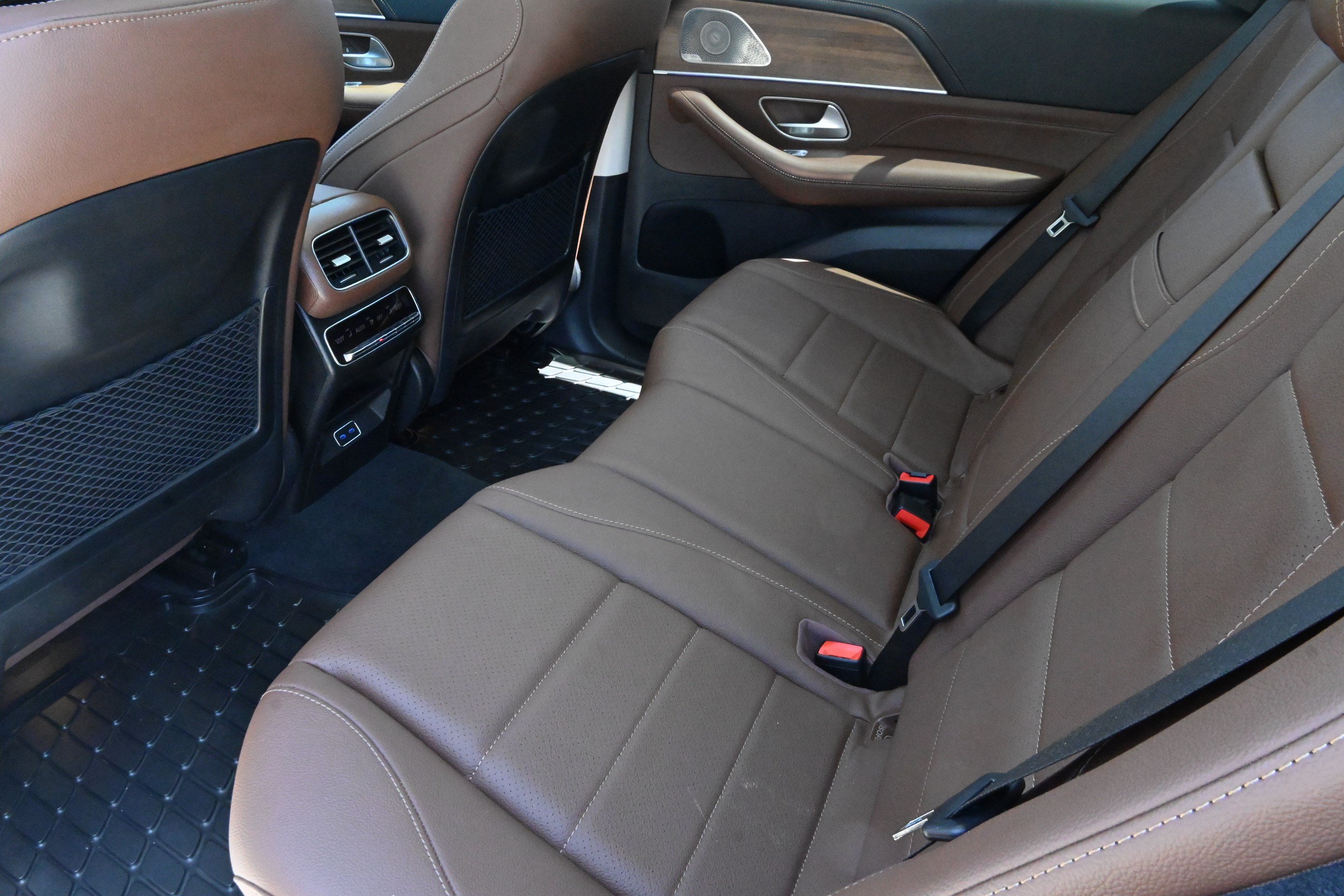 Used 2024 Mercedes-Benz GLE 450 4MATIC image 13