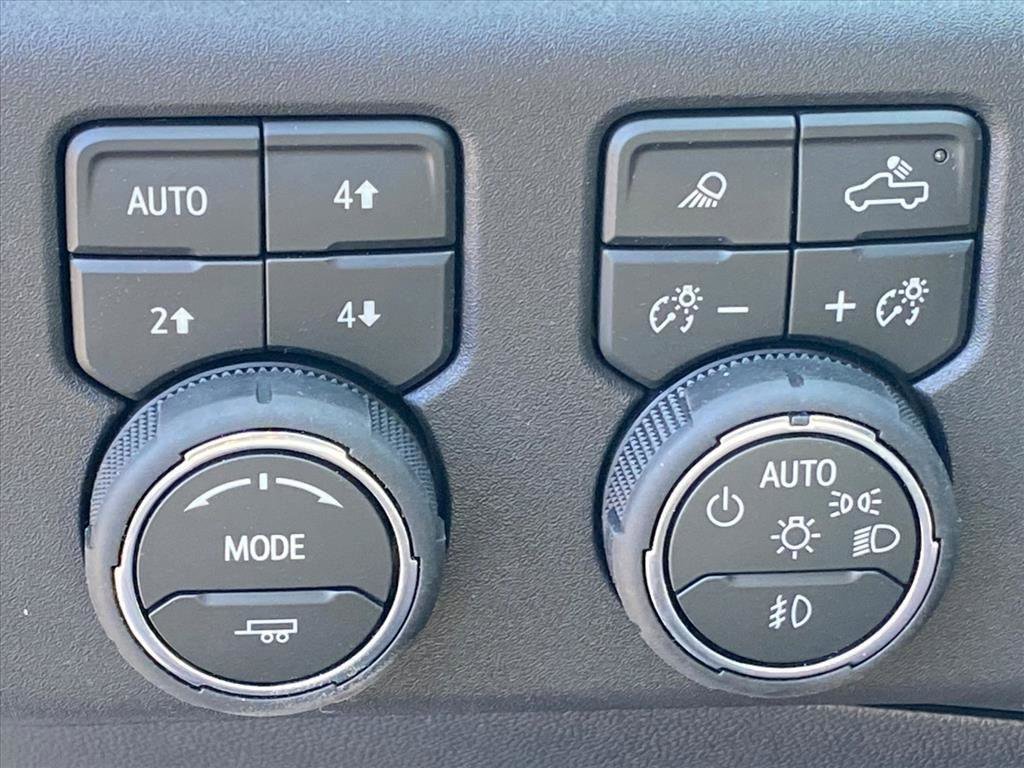 New 2026 Chevrolet Silverado 1500 LT Trail Boss w/ Safety Package image 17