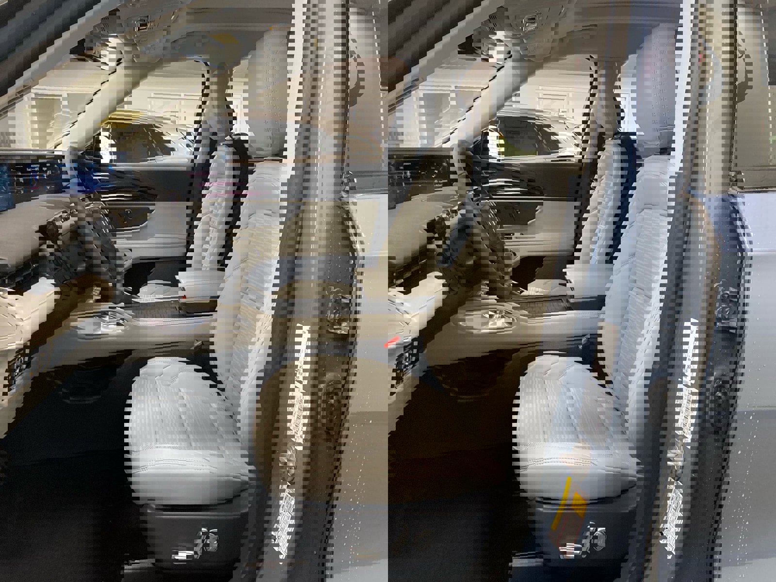 New 2026 Lincoln Nautilus Reserve image 15