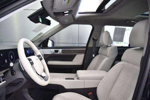 Used 2024 Hyundai Santa Fe Limited FWD image 20