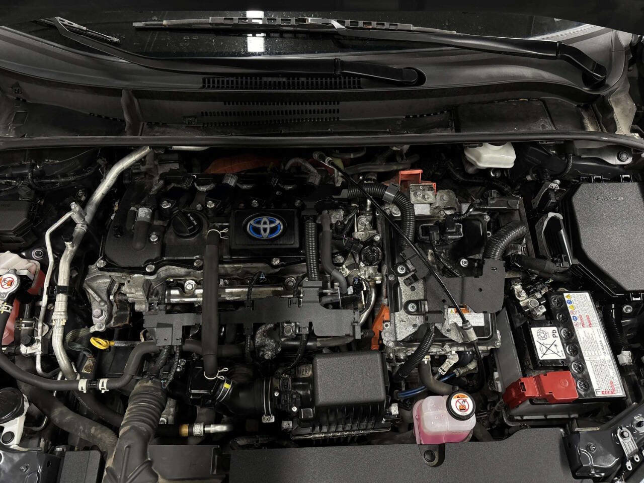 Used 2023 Toyota Corolla LE FWD image 11