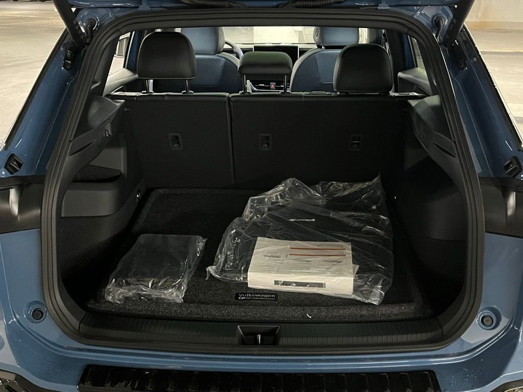New 2026 Volkswagen Tiguan SE R-Line AWD/4WD image 39
