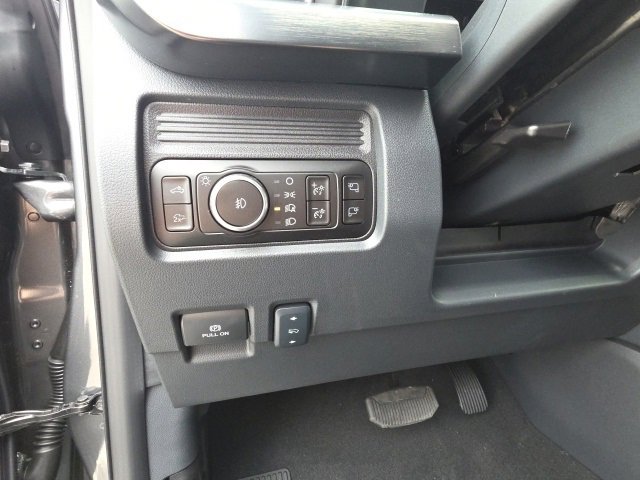 New 2025 Ford F250 Lariat w/ Lariat Ultimate Package image 26