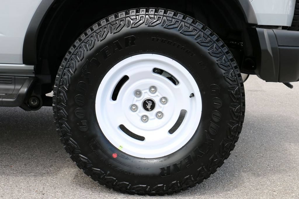 New 2026 Ford Bronco Heritage Edition AWD/4WD image 8