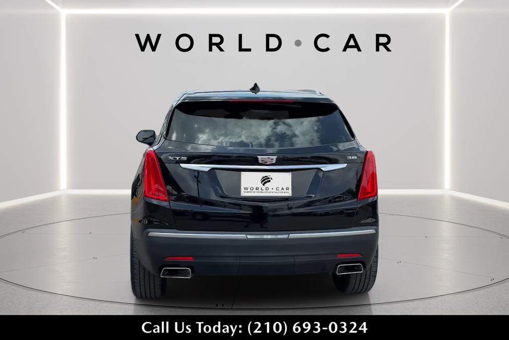 Used 2017 Cadillac XT5 Luxury w/ Driver Awareness Package FWD image 6