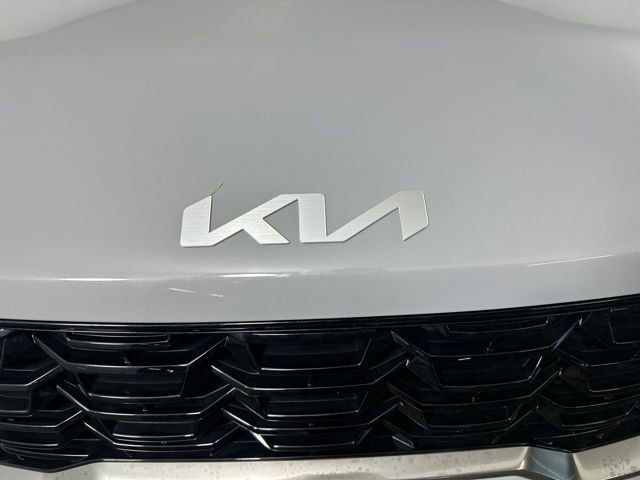 Used 2024 Kia Sorento S w/ Panoramic Sunroof Package image 9
