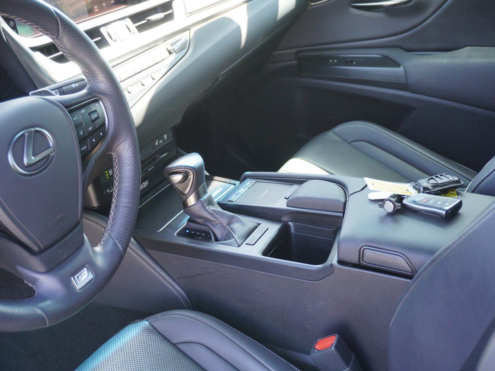 Used 2021 Lexus ES 350 F Sport w/ Accessory Package 2 FWD image 23