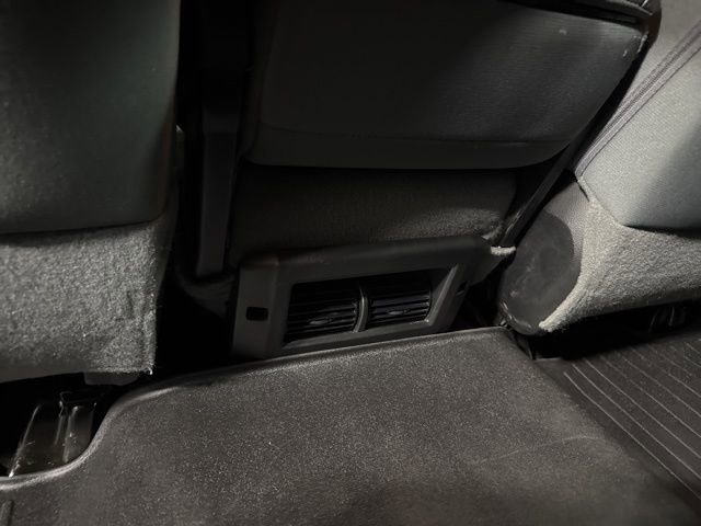 Used 2017 RAM 1500 Express AWD/4WD image 23