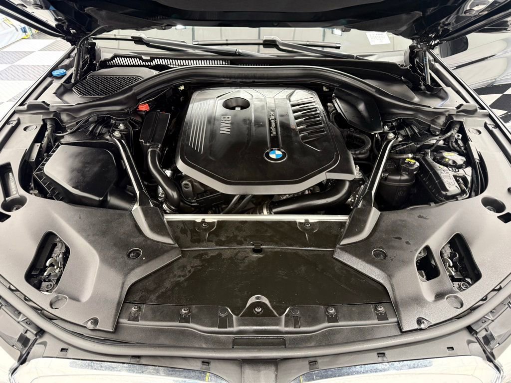 Used 2017 BMW 540i xDrive image 10