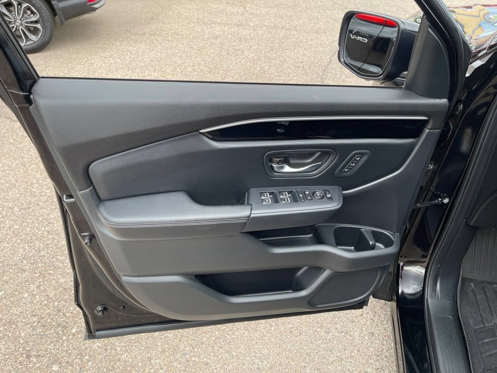 Certified 2024 Honda Pilot Touring image 10