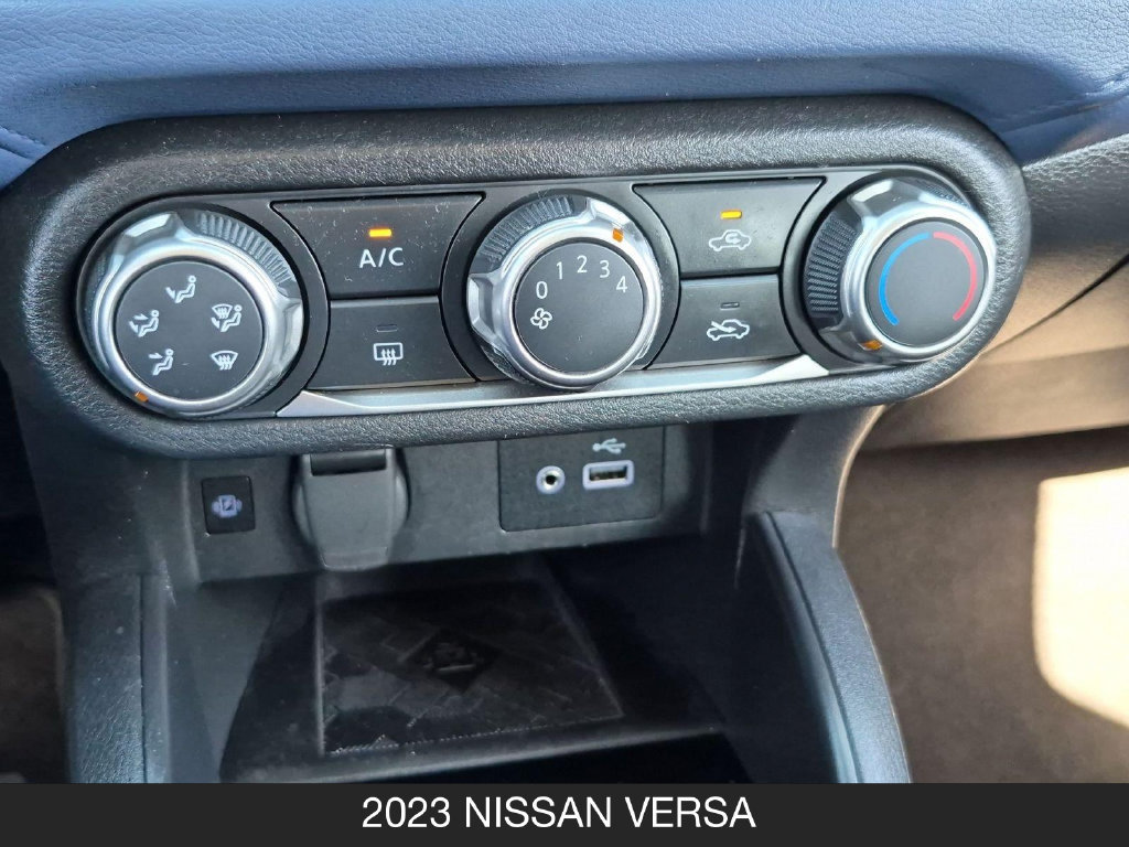 Used 2023 Nissan Versa SV w/ Electronics Package FWD image 22