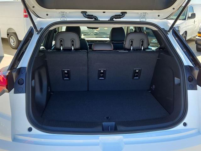 New 2027 Chevrolet Bolt RS w/ Technology Package FWD image 26