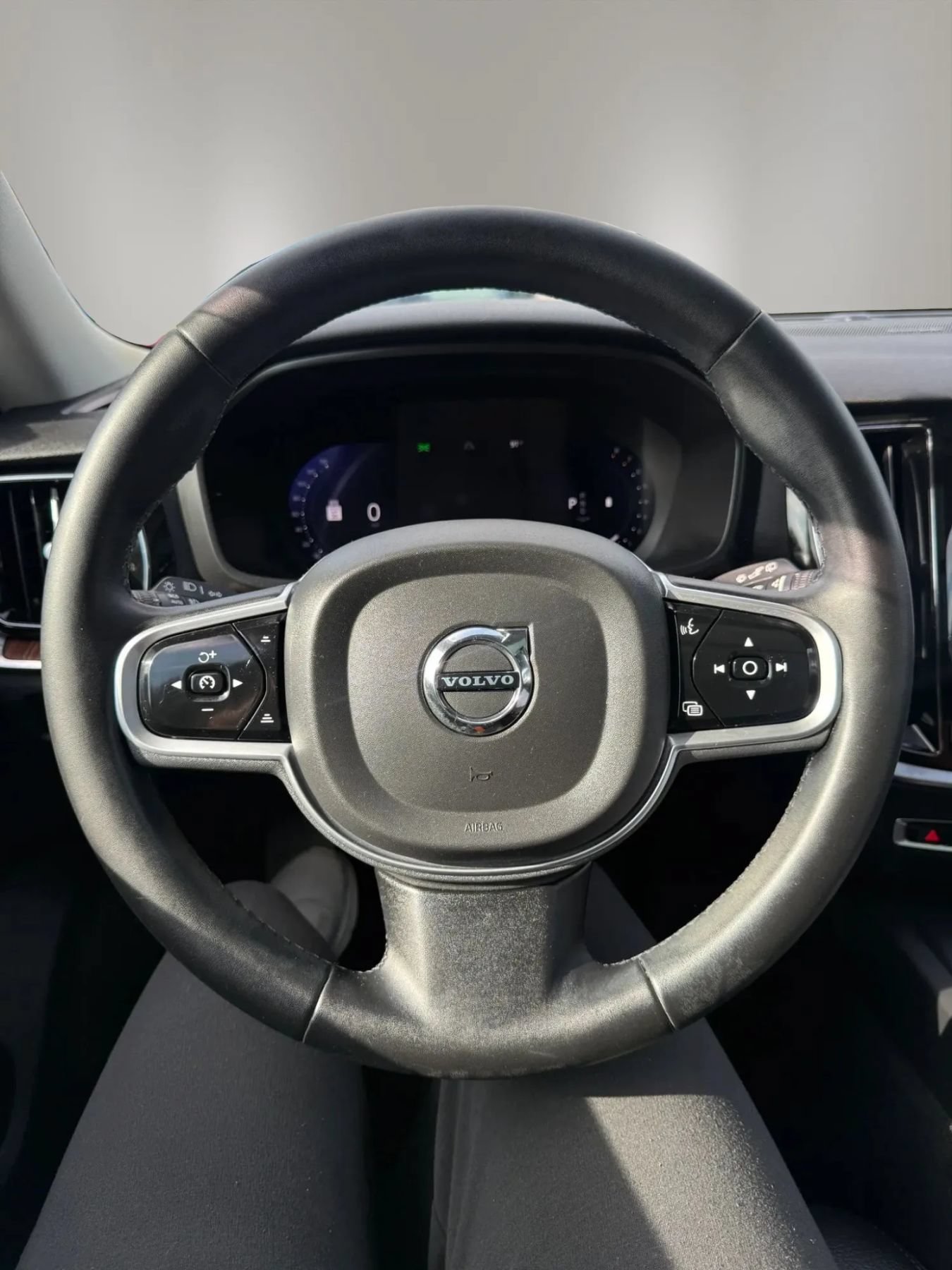 Used 2023 Volvo V60 B5 Cross Country Plus w/ Climate Package AWD/4WD image 24
