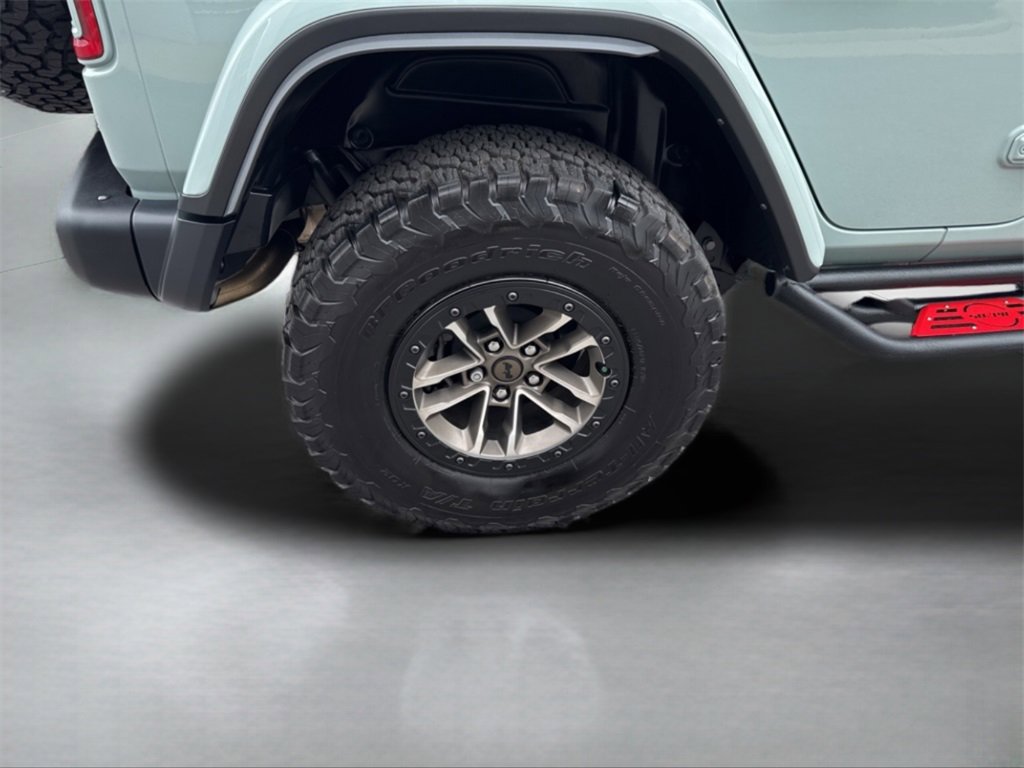 Used 2024 Jeep Wrangler Unlimited Rubicon 392 image 40