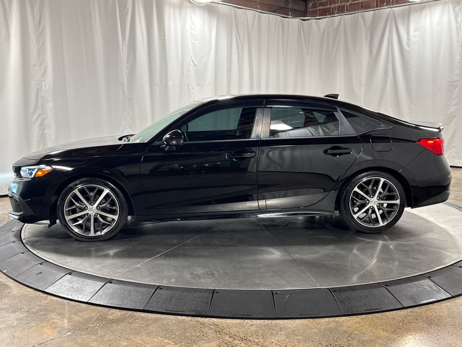 Used 2024 Honda Civic Touring image 19