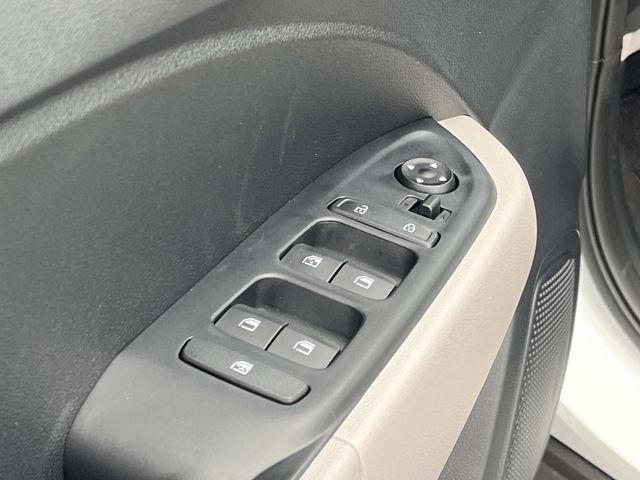 New 2026 Hyundai Venue SEL FWD image 22