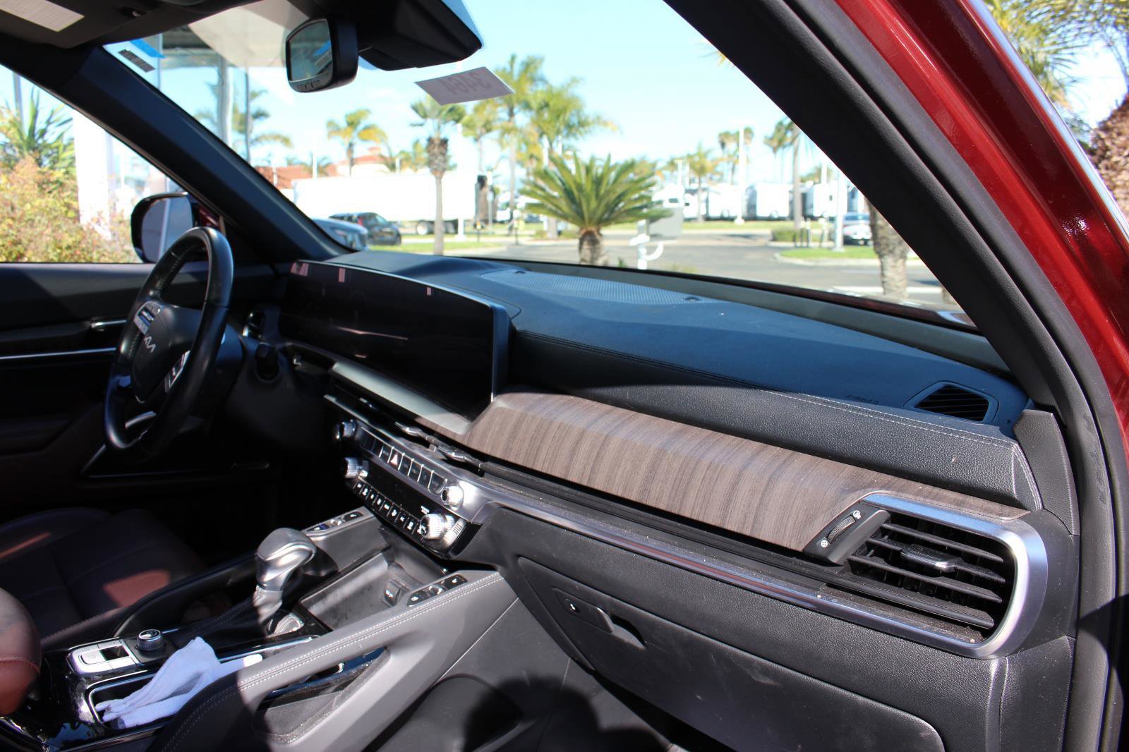 Certified 2023 Kia Telluride SX image 14