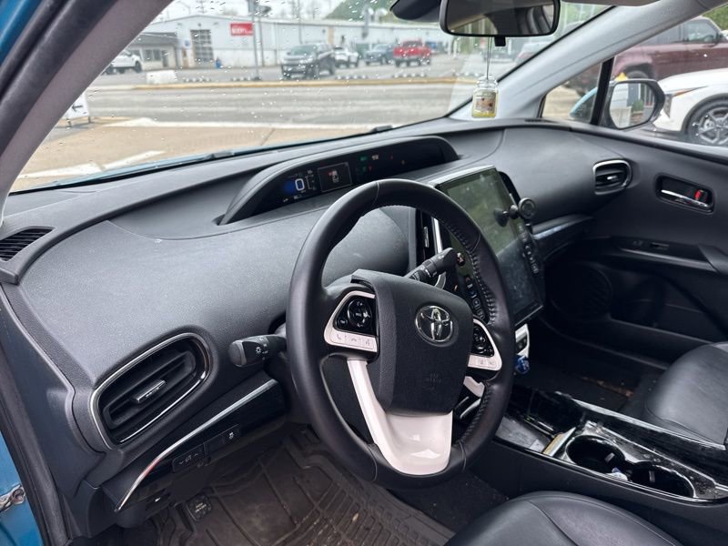Used 2019 Toyota Prius Prime Plus FWD image 13