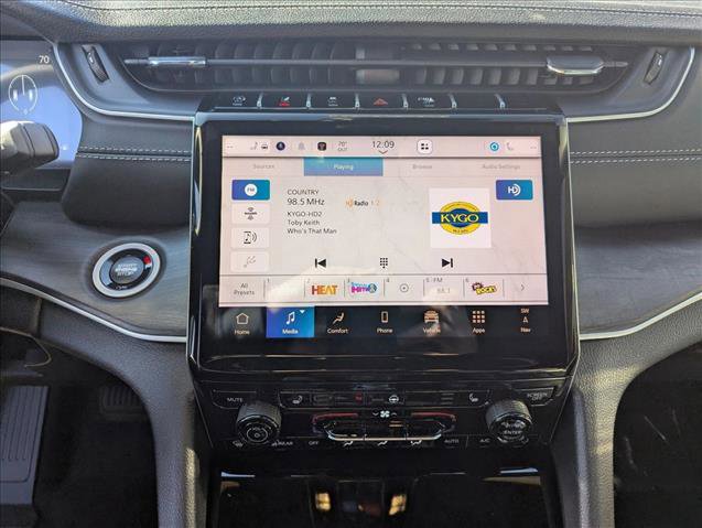 New 2025 Jeep Grand Cherokee L Limited image 11