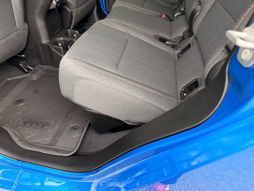 New 2026 Jeep Gladiator Sport image 16