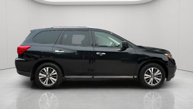 Used 2020 Nissan Pathfinder S FWD image 3