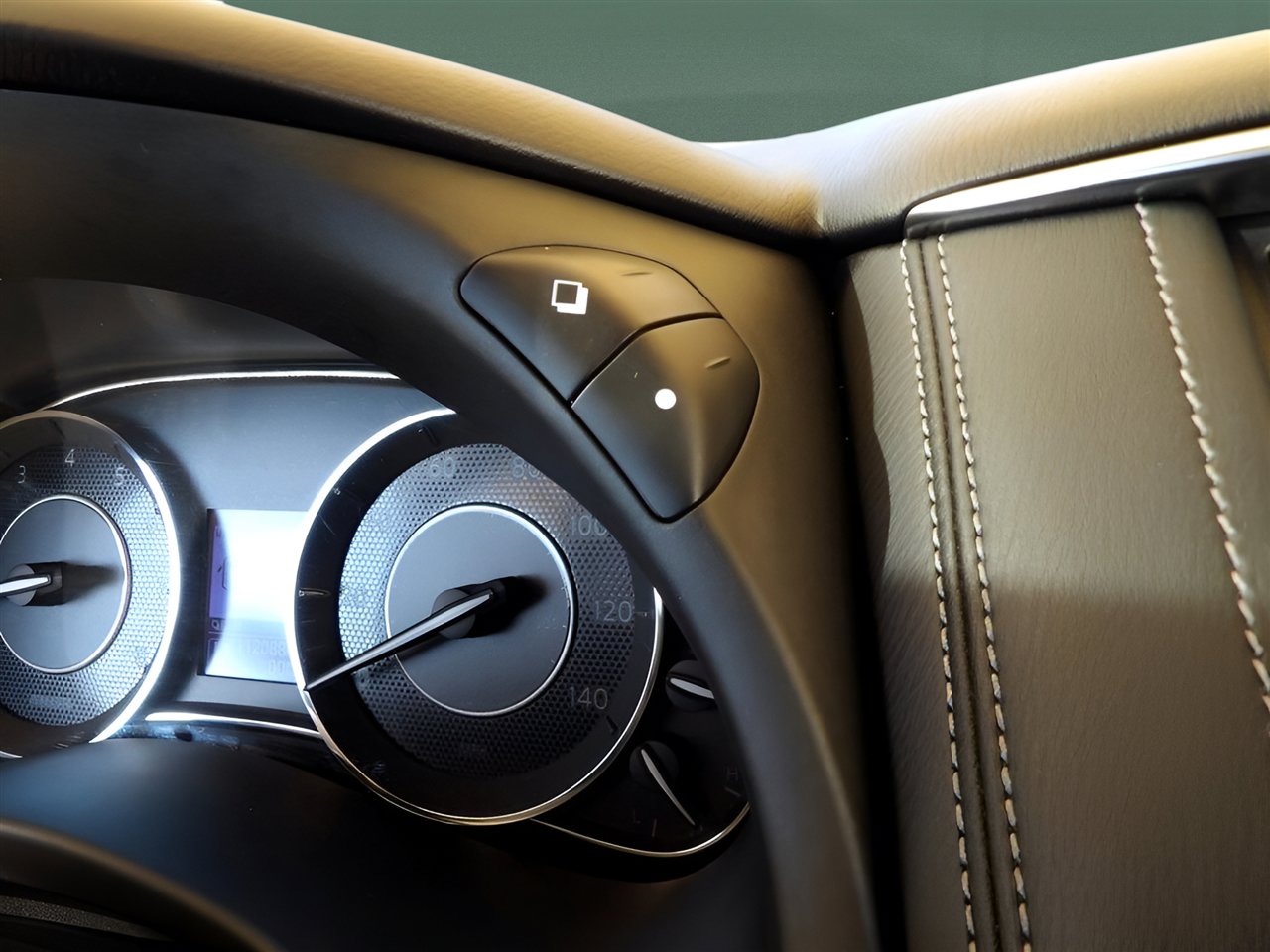 Used 2019 Nissan Armada SL w/ Premium Package image 33