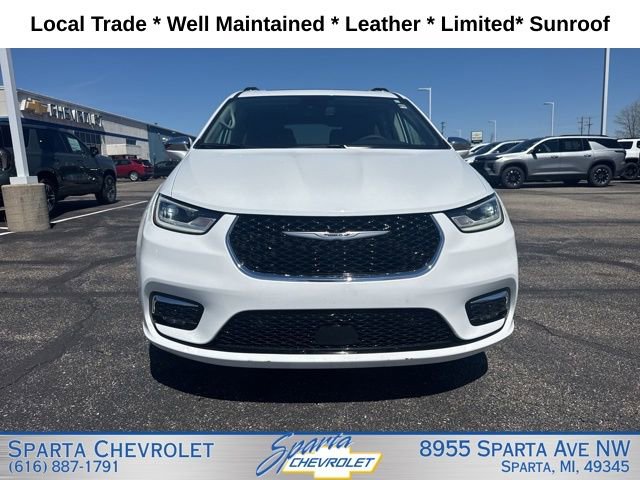 Used 2022 Chrysler Pacifica Limited image 8